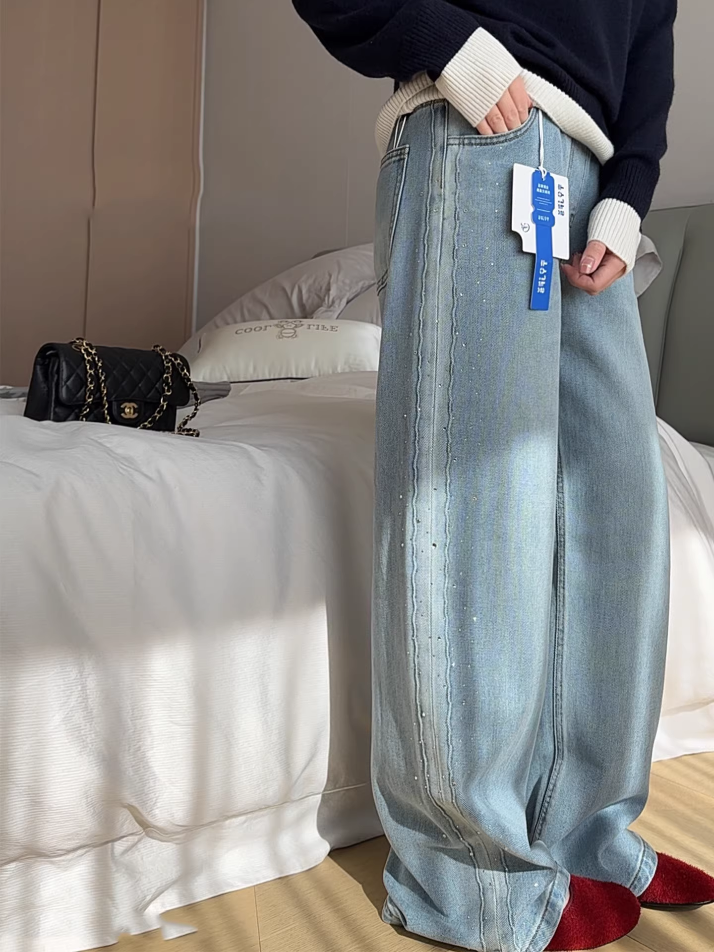 Quần jean ống đứng dáng rộng, tôn dáng cho bé gái, phong cách thu đông, cạp cao, đa năng, phối màu gradient kim tuyến.