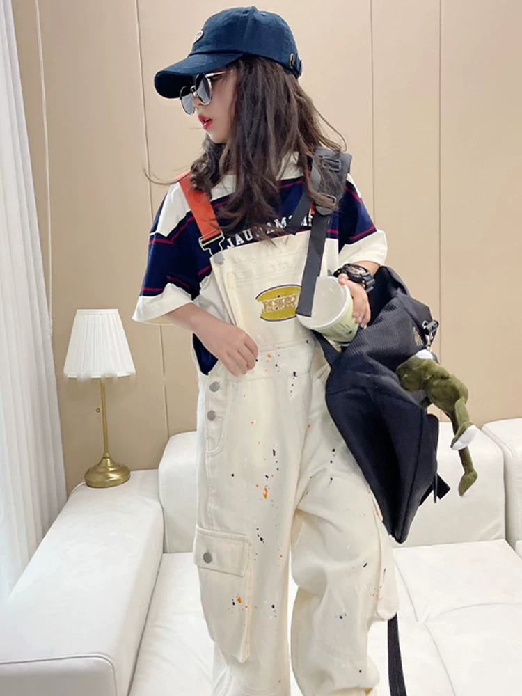Quần yếm denim nữ bé gái xuân 2025 kiểu Hàn Quốc mới, thiết kế độc đáo họa tiết mực nước, quần ống thẳng mặc xuân thu