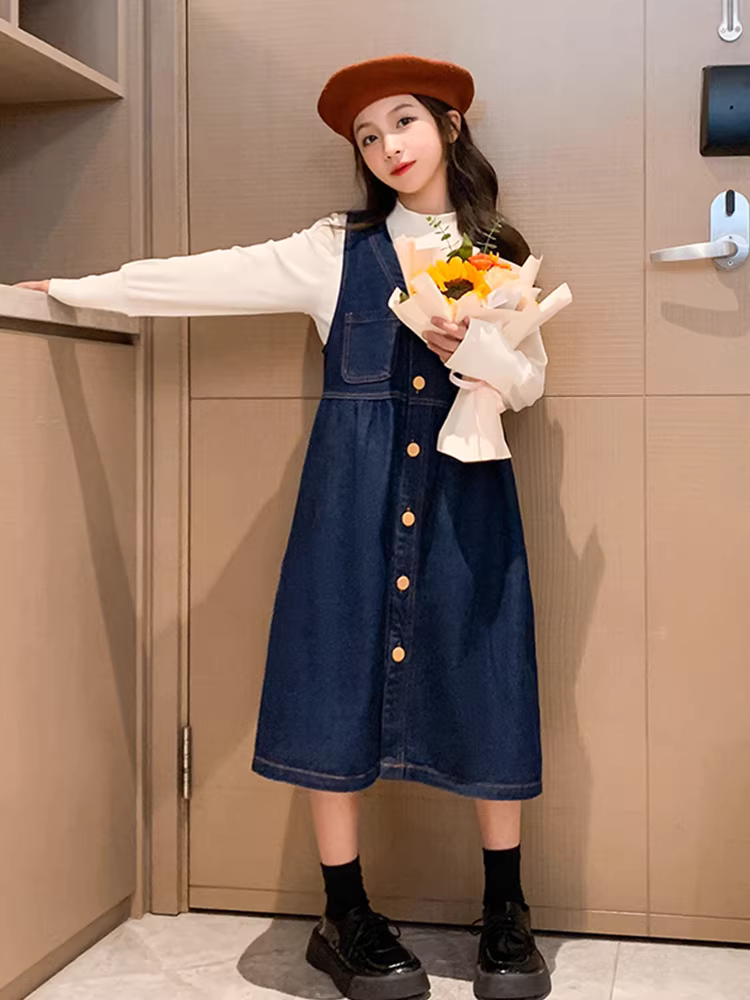 Váy xuân bé gái 2025 kiểu mới, chân váy denim trẻ em thời trang, bộ váy yếm thời trang cho bé gái lớn