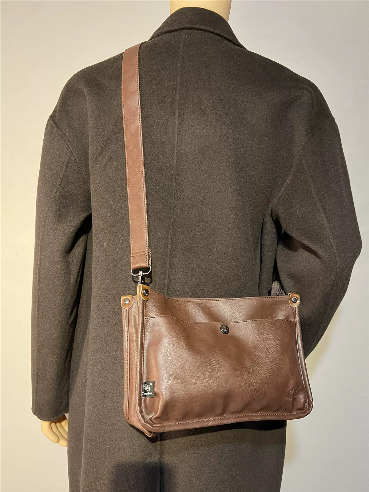 Túi đeo chéo nam da mềm thời trang 2025 cao cấp chất liệu PU, phong cách Nhật Hàn trẻ trung đơn giản, kiểu dáng ngang