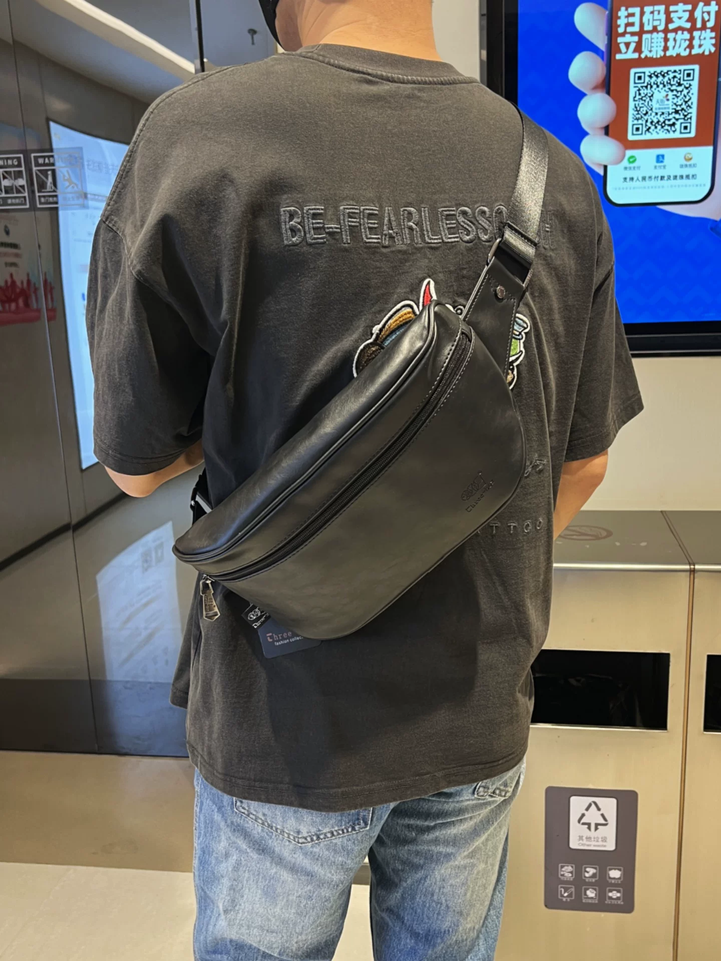 Túi đeo chéo ba ngăn phong cách Hàn Quốc bằng da mềm sức chứa lớn dành cho nam giới phong cách retro đa chức năng túi đeo thắt lưng túi đeo chéo một vai