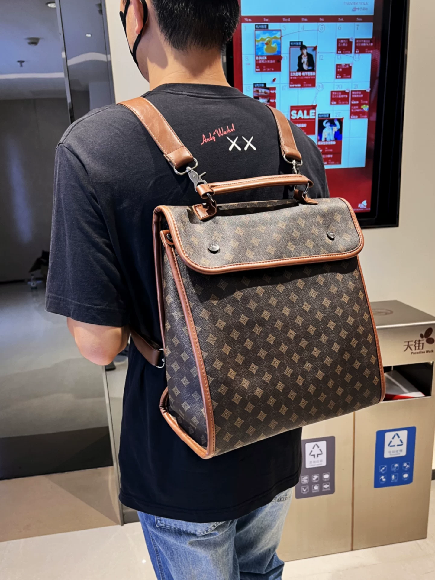 Ba lô nam đa năng, thời trang thương hiệu Three-Box, có thể đeo tay, đeo vai, đeo chéo, túi lớn phối PVC