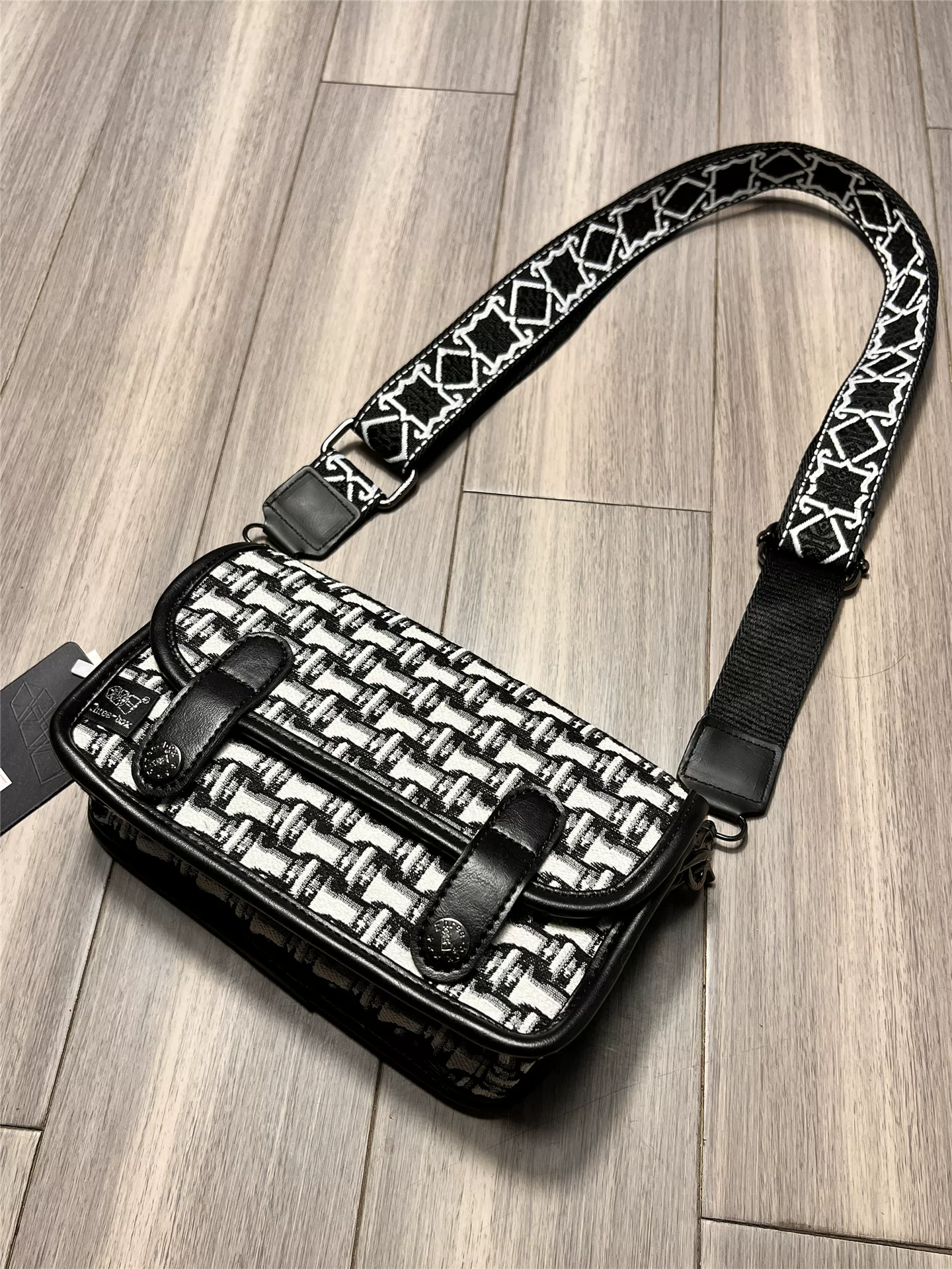 Túi đeo chéo nam nữ họa tiết răng cưa kiểu Nhật thời trang năm 2025, balo vải bố dành cho tuổi teen, túi đeo chéo phong cách ins