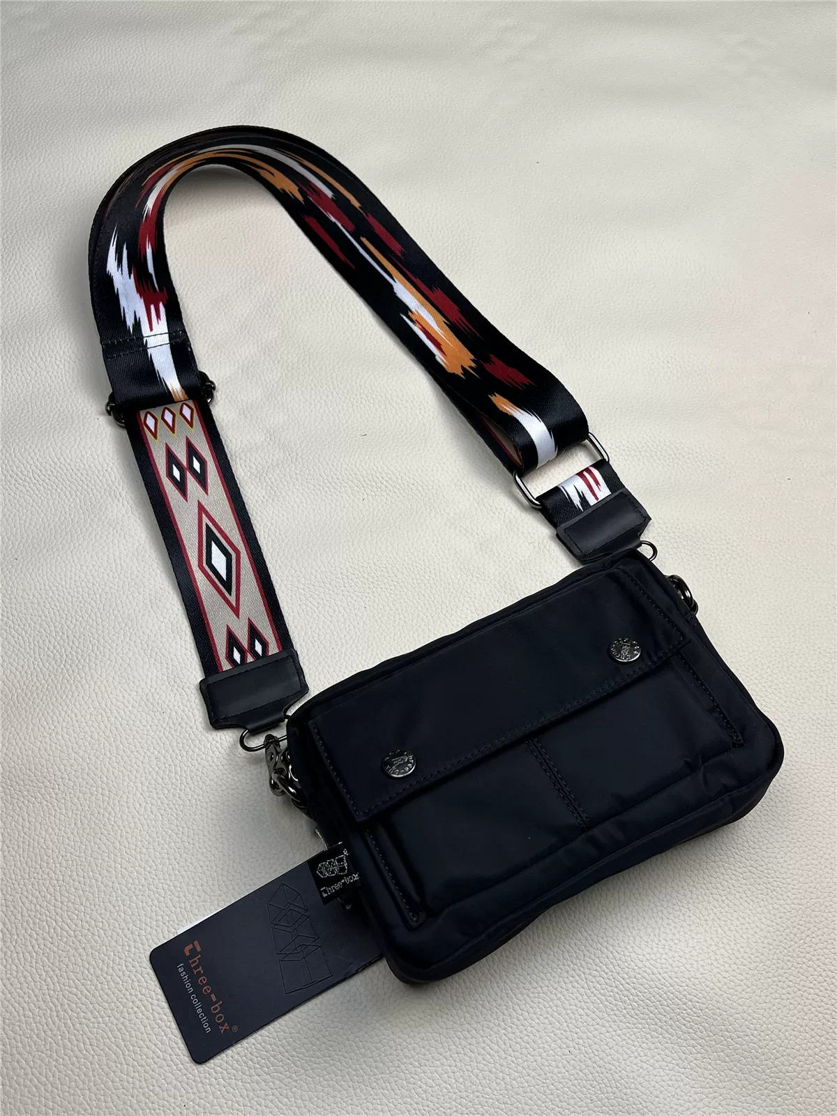 Túi đeo chéo nam thời trang mới 2025, kiểu dáng hiện đại, chất liệu nylon, túi nhỏ đeo chéo, phong cách Nhật Bản và Hàn Quốc, chất liệu vải Oxford.