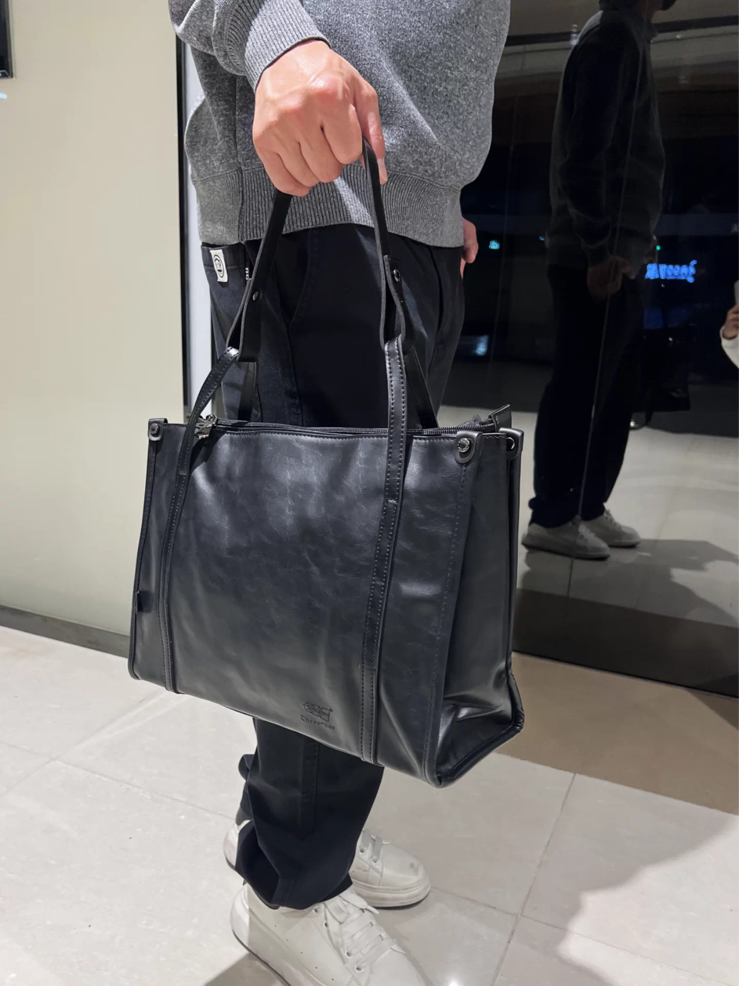 Túi xách nam da PU đen thời trang 2026, túi tote cỡ lớn, túi đi làm đơn giản, đeo vai, đeo chéo, kiểu dáng hiện đại