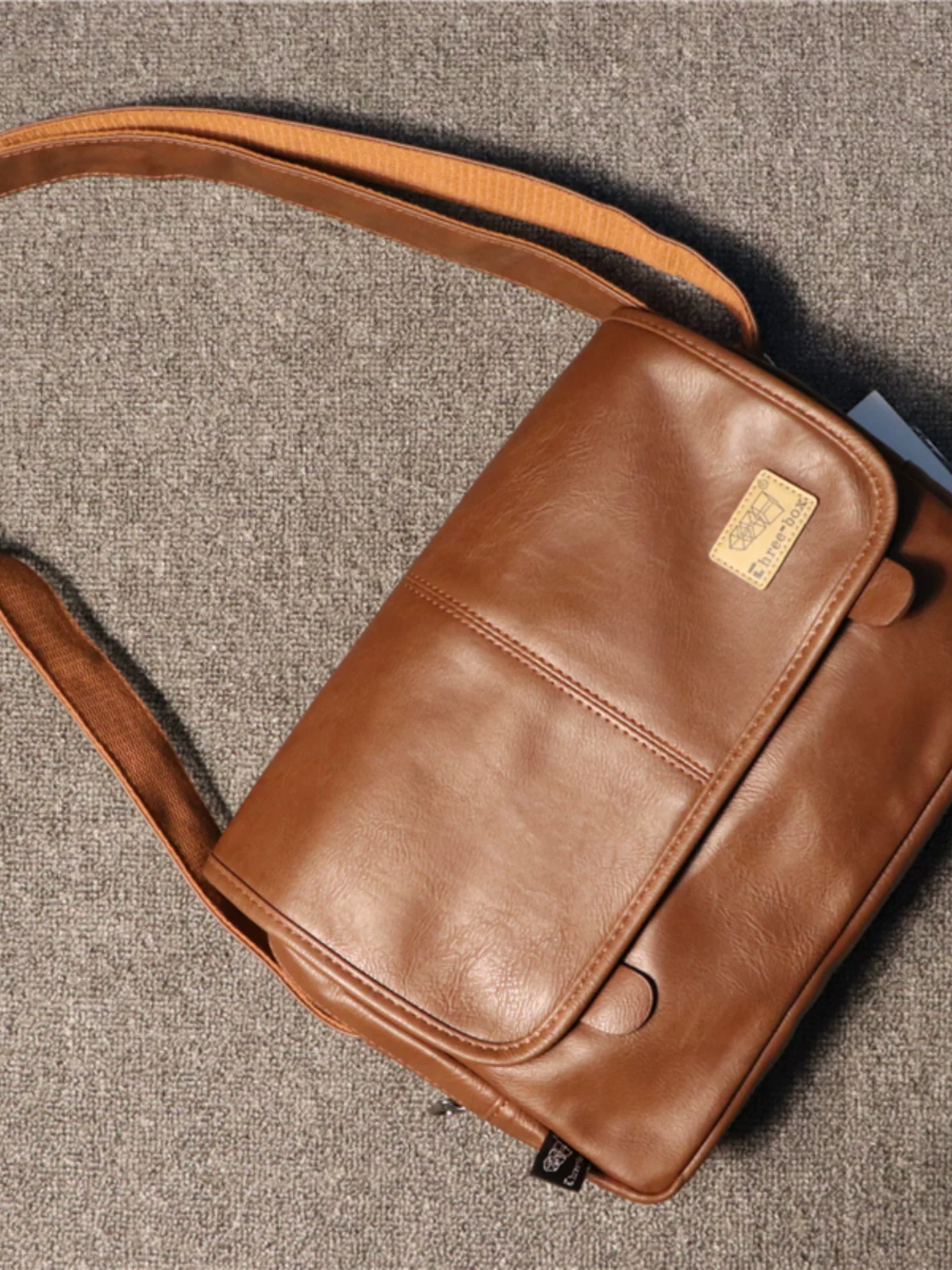 Túi đeo chéo nam thời trang ba ngăn, balo đeo chéo unisex cá tính, túi học sinh chất liệu PU phong cách xe máy