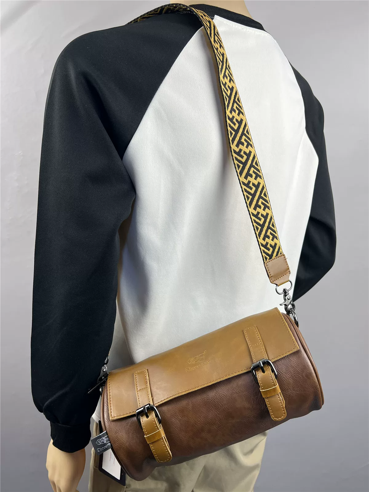 Túi đeo vai nam ba ngăn kiểu Nhật Bản và Hàn Quốc, túi hình trụ đi làm, túi đeo chéo nam thời trang bằng da PU, balo cá tính