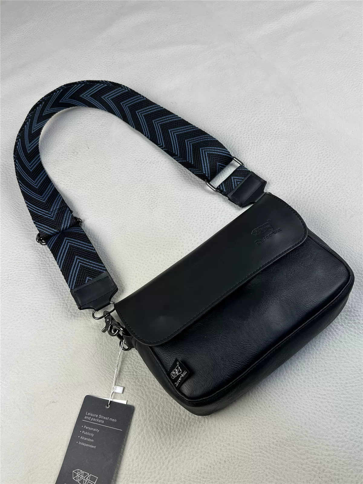 Túi nam ba ngăn mới năm 2025, túi đeo vai nam, túi đeo chéo, túi mini retro thời trang nữ, ba lô nhỏ