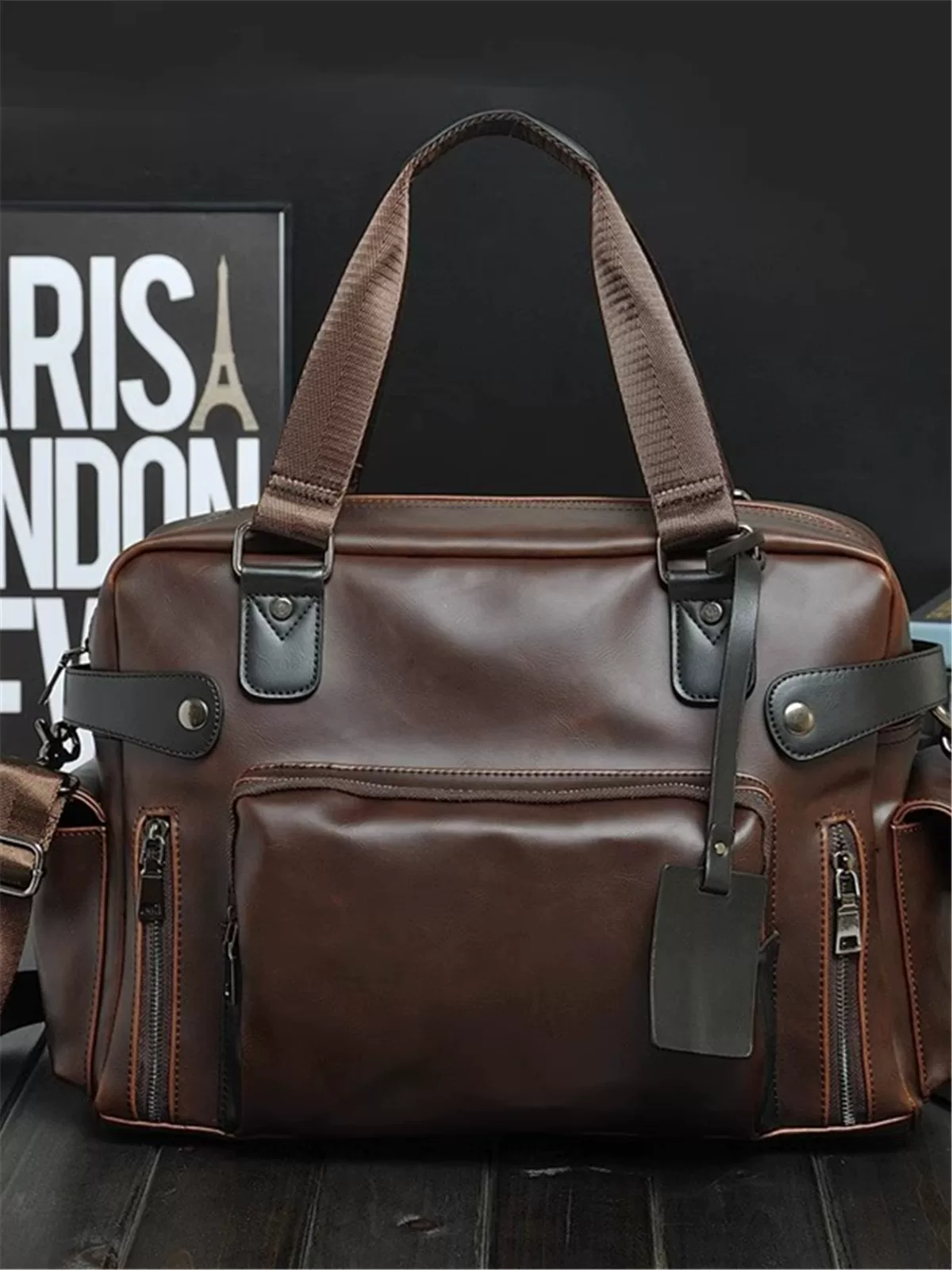 Túi xách nam da ngựa điên mẫu mới 2025, túi đeo chéo retro, túi du lịch, dung tích lớn, chất liệu da PU thời trang