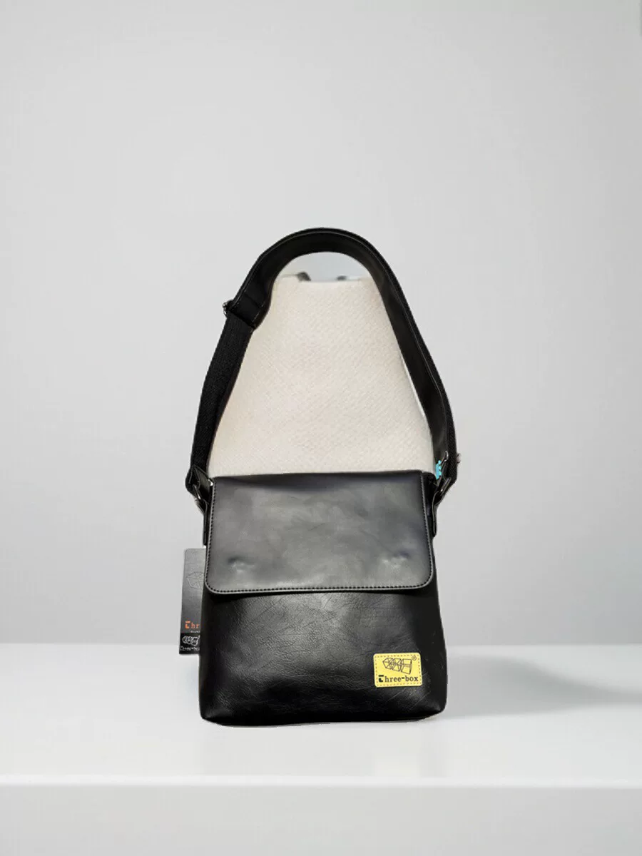 Túi đeo chéo nam thời thượng 2025 phong cách Hàn Quốc và Nhật Bản, kiểu dáng nhỏ gọn, balo nhỏ, thời trang trẻ trung, cá tính.