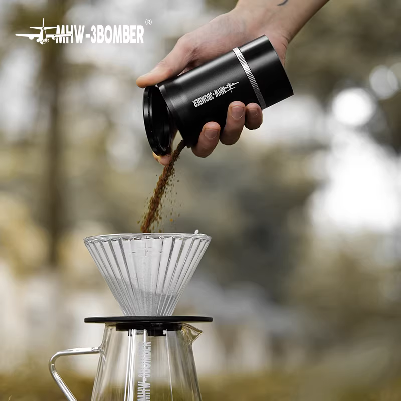 Bộ dụng cụ pha cà phê thủ công Bomber Galaxy: máy xay cà phê điện, dụng cụ rây bột cà phê, cốc thép đựng bột, cốc giữ mùi hương, rây lọc bột mịn