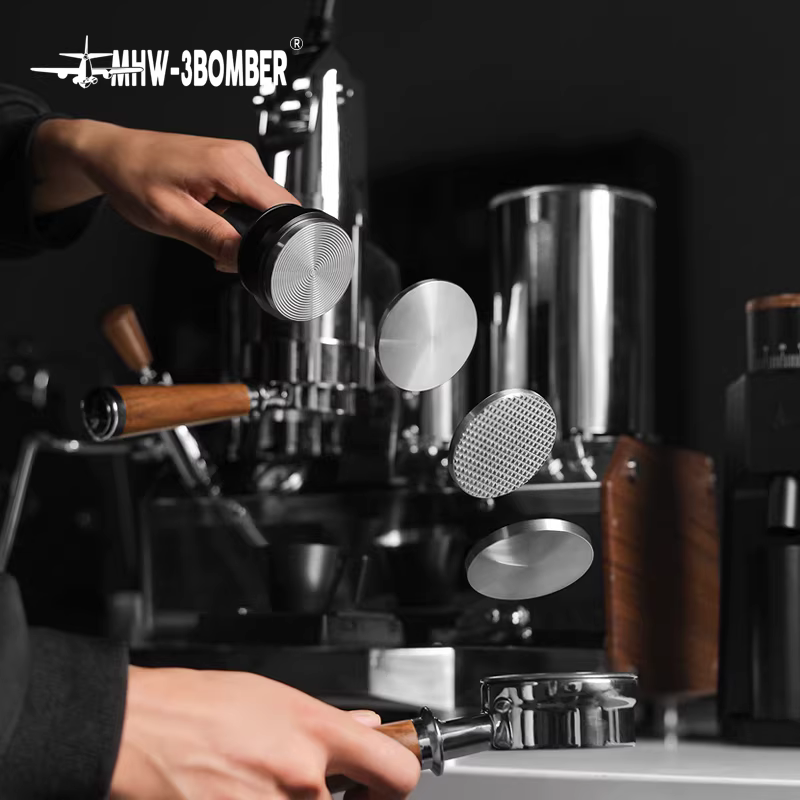 Dụng cụ nén cà phê kiểu waffle Ý Bomber New Model 2.0 Blitz Constant Force, lực nén ổn định, 58mm