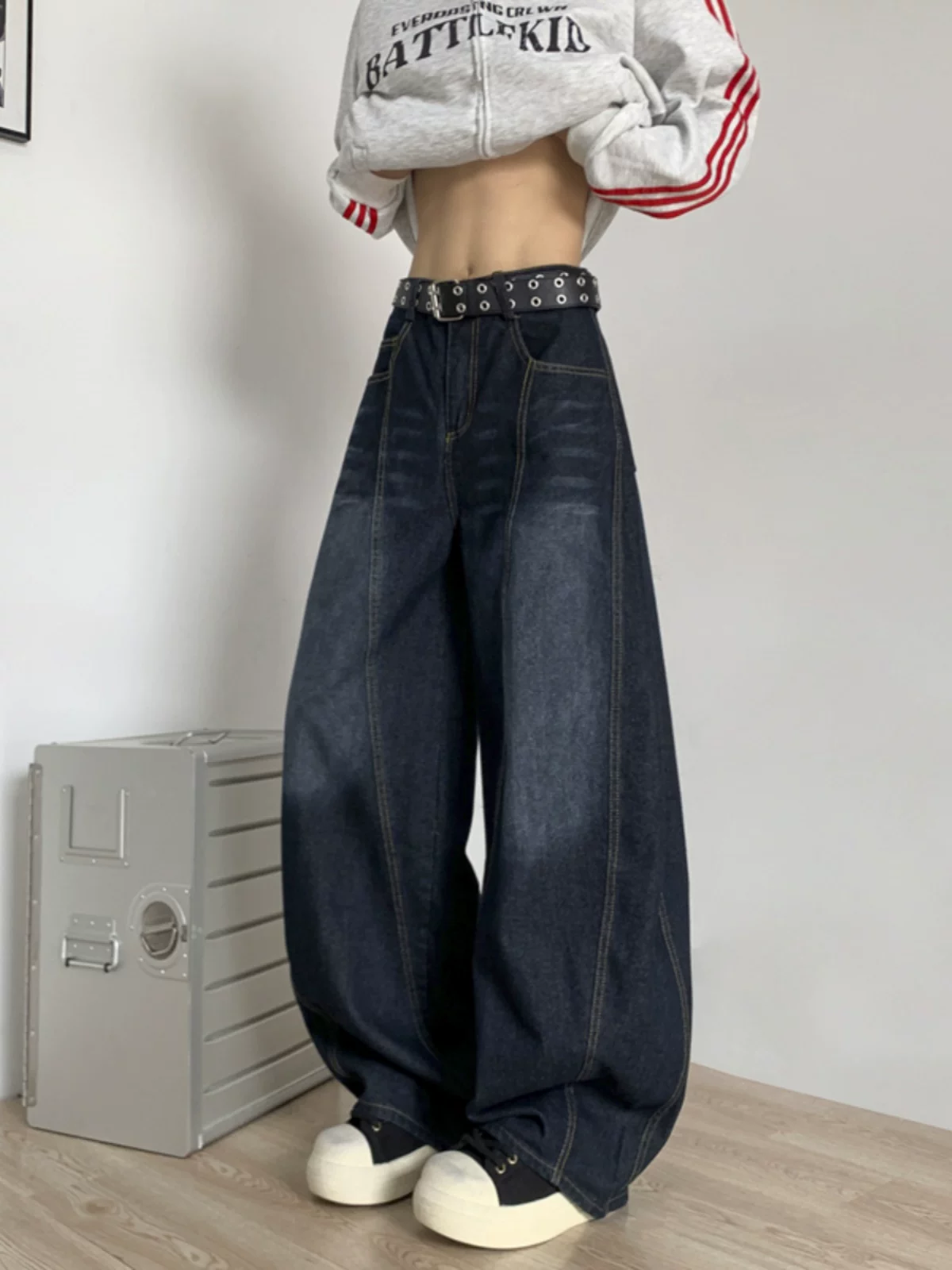 Quần jeans thêu họa tiết, dáng rộng, dài chạm đất, phong cách vintage Mỹ, dành cho nam, mùa thu đông, thương hiệu thời thượng.