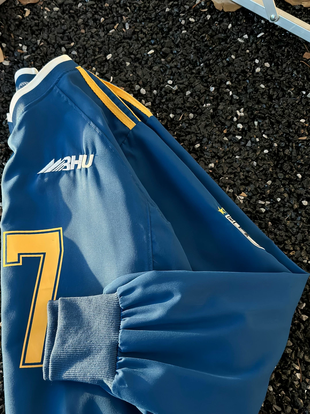 Áo nỉ cổ chữ V thể thao kiểu Mỹ dành cho nam và nữ, áo thun dài tay có tay áo raglan hợp thời trang mùa thu, áo thun cặp đôi chất liệu lụa băng phối màu.