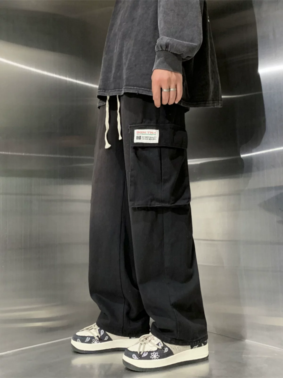 Quần jean công sở phong cách Nhật Bản đa năng hợp thời trang thương hiệu ins quần nam sinh viên mùa xuân thu quần dài ống rộng dáng rộng thông thường