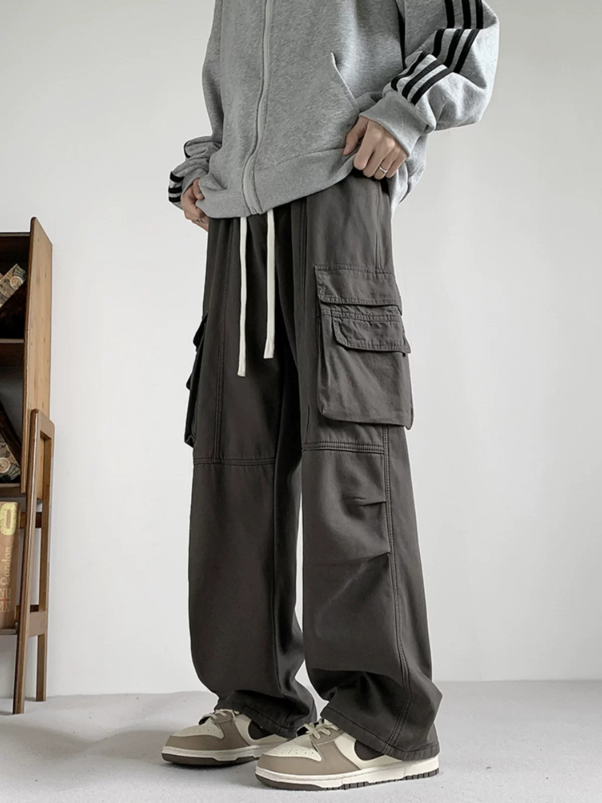 Quần công sở kiểu Nhật dành cho nam, quần dài đa năng phong cách thành thị hợp thời trang thu đông, quần dài ống rộng thoải mái.