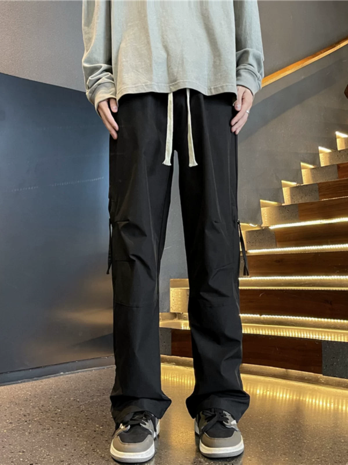 Quần cargo nam kiểu Nhật, chất liệu nhanh khô, đa năng, thích hợp cho mùa xuân và mùa thu, quần dài ống thẳng thời trang, đa dụng.