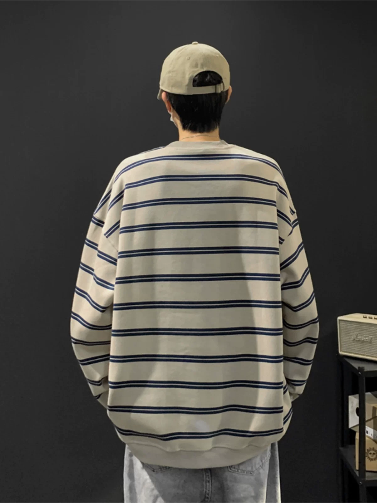 Áo thun kẻ sọc dày dặn dành cho nam, kiểu dáng rộng rãi thời trang xuân thu, chất liệu cotton nguyên chất, áo thun tay dài phong cách Mỹ cổ điển dành cho cặp đôi.