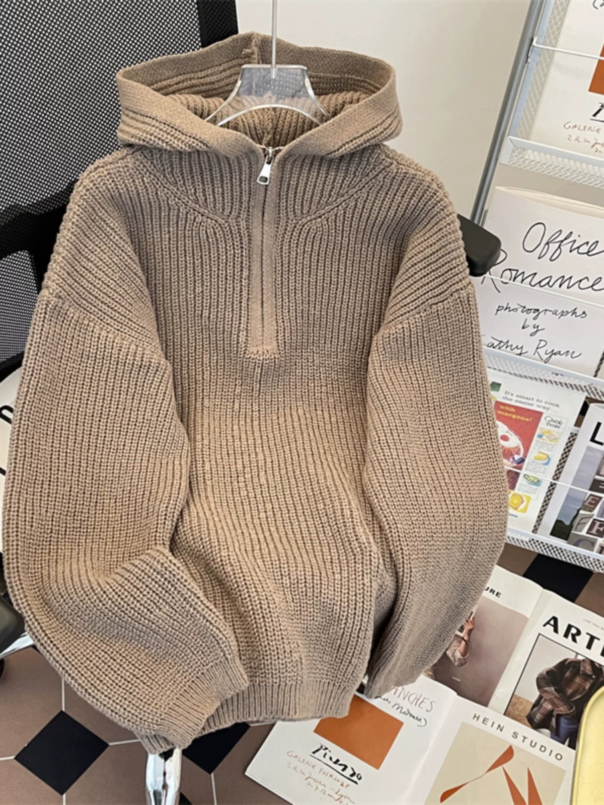 Áo len có mũ nửa khóa kéo dành cho nam, phong cách retro Mỹ mùa thu đông, áo khoác cặp đôi kiểu dáng rộng rãi, thời thượng, thoải mái.