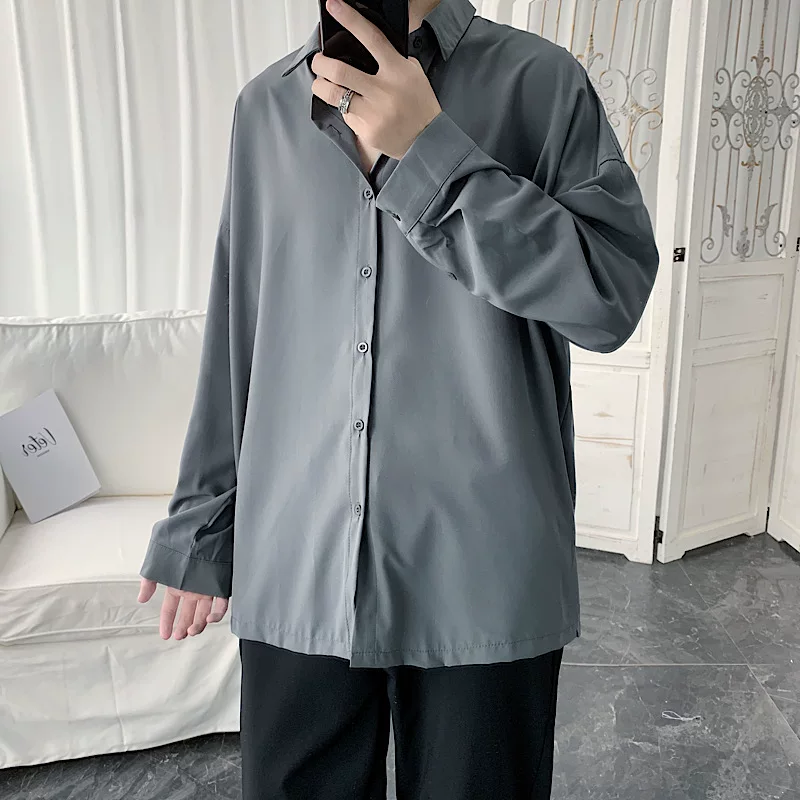 Áo sơ mi nam màu trơn dáng rộng mới mùa thu 2022, thương hiệu thời thượng, phong cách và cá tính, áo sơ mi thường ngày phong cách Nhật Bản dành cho thanh thiếu niên.