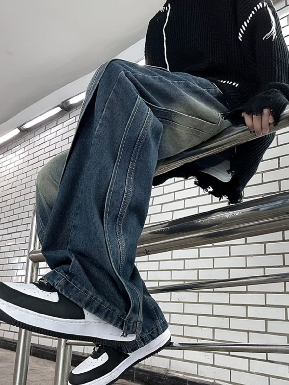 Quần jeans nam may vá nhiều lớp, kiểu dáng cũ kỹ, phong cách hip-hop Mỹ mùa thu, quần ống rộng thoải mái, hợp thời trang.