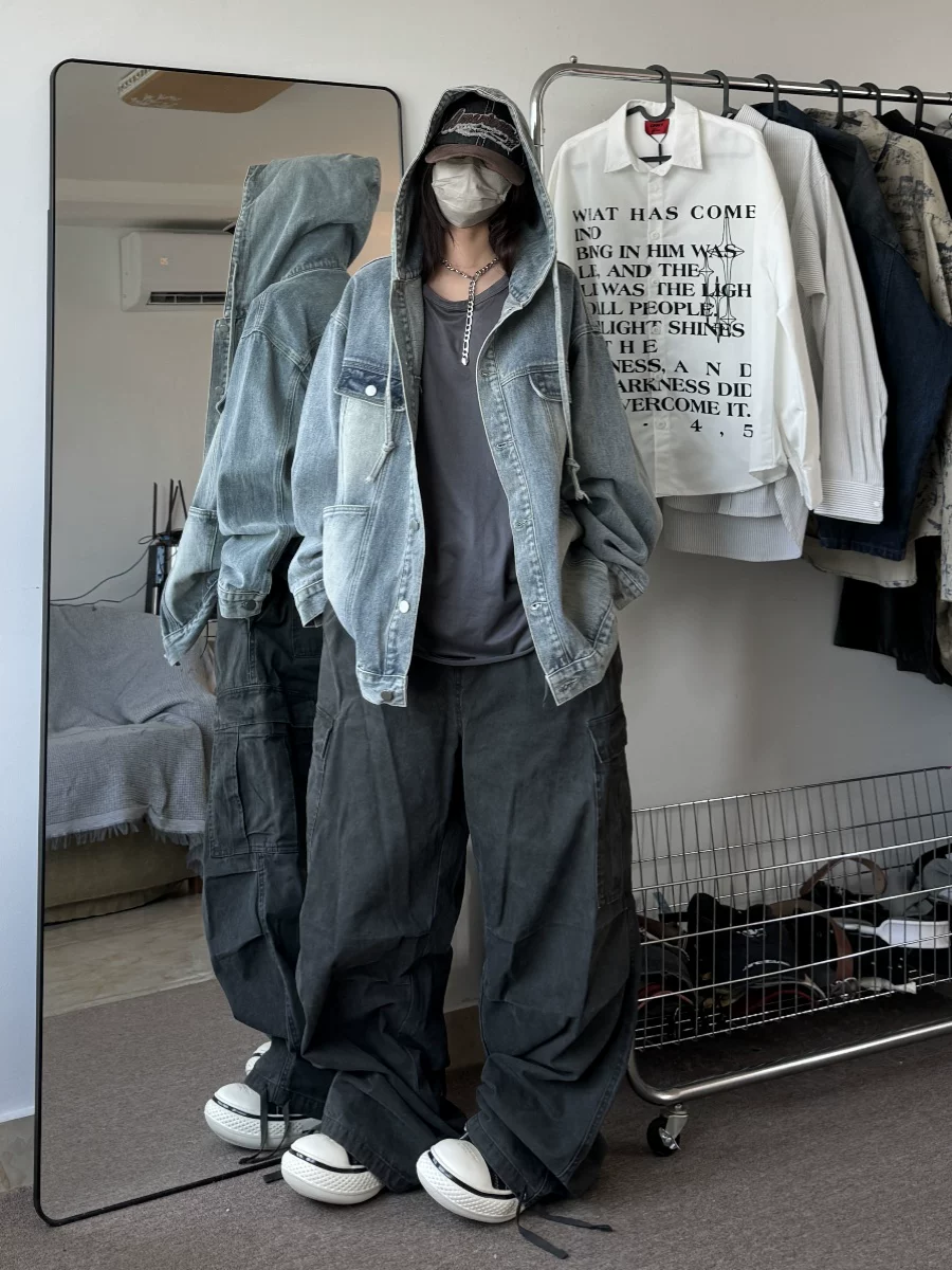 Áo khoác denim cổ điển của Mỹ dành cho nam, áo khoác có mũ rộng rãi, áo khoác thường ngày được giặt mài theo xu hướng mùa xuân thu.