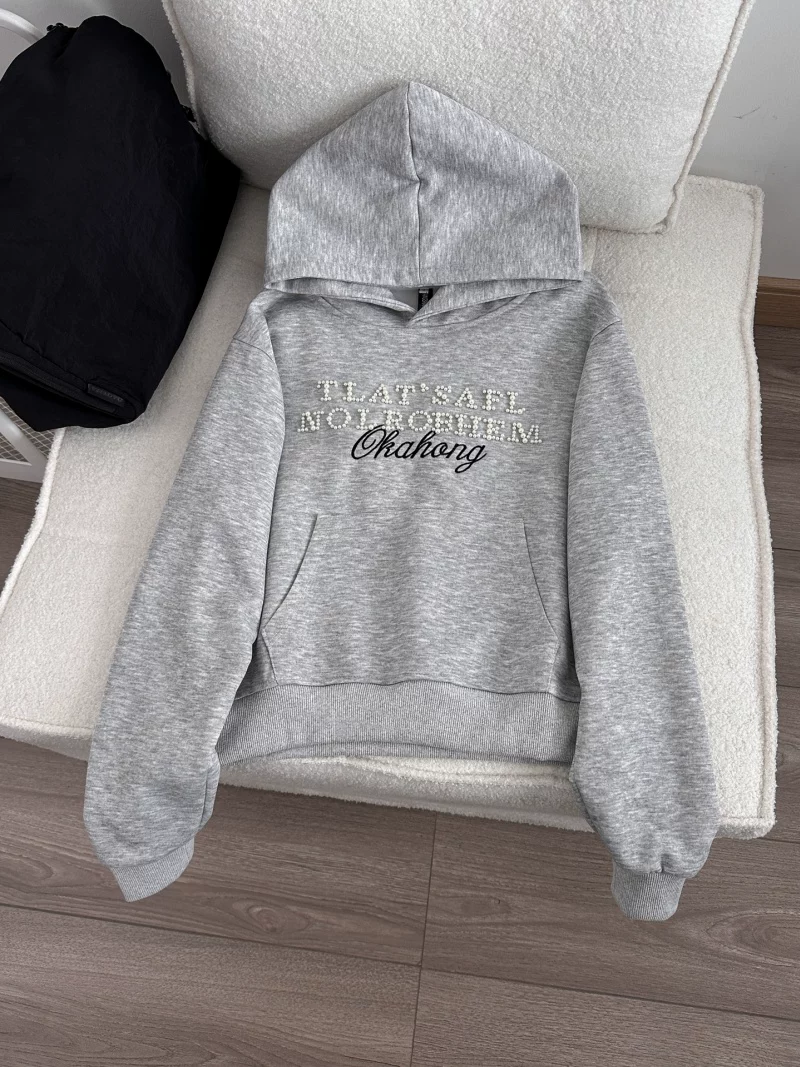 Áo khoác có mũ trùm đầu đính đinh tán kiểu Mỹ dành cho nam và nữ, áo khoác thường ngày mùa xuân thu, áo khoác cặp đôi dáng rộng hợp thời trang.