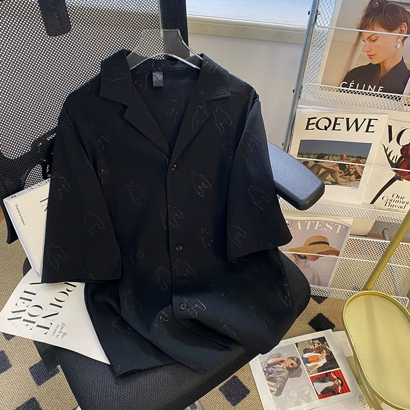 Áo sơ mi thiết kế dành cho nam, áo sơ mi ngắn tay chất liệu lụa đá mùa hè, kiểu dáng rộng rãi, áo kiểu Hàn Quốc trẻ trung, thời thượng, cá tính.