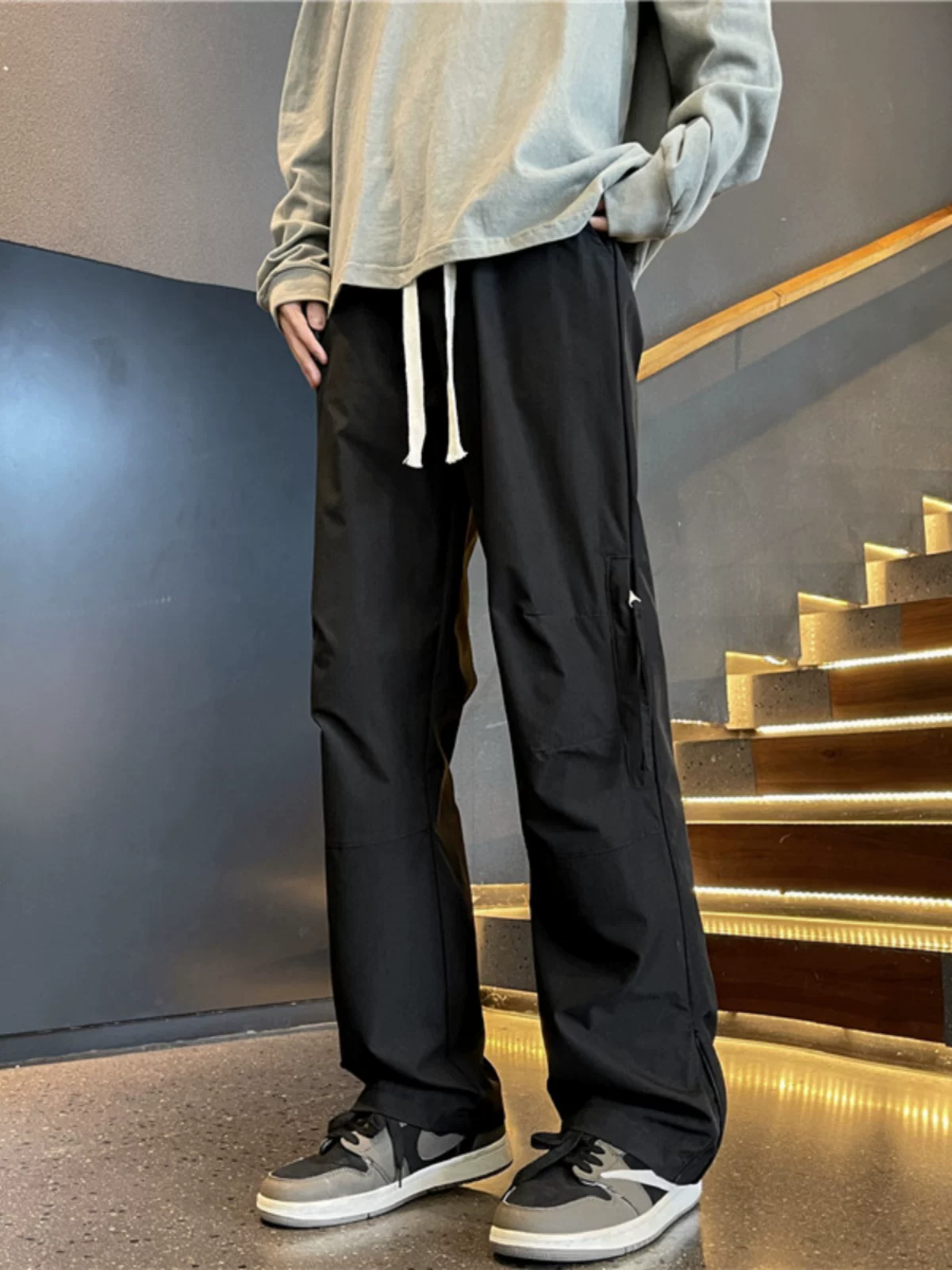 Quần cargo nam kiểu Nhật, chất liệu nhanh khô, đa năng, thích hợp cho mùa xuân và mùa thu, quần dài ống thẳng thời trang, đa dụng.