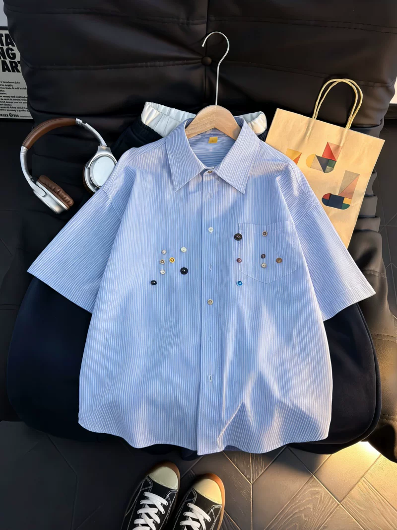 Áo sơ mi ngắn tay sọc kiểu Nhật dành cho nam và nữ, áo đa năng thường ngày mùa hè, áo khoác sơ mi dáng rộng phong cách lười biếng hợp thời trang.
