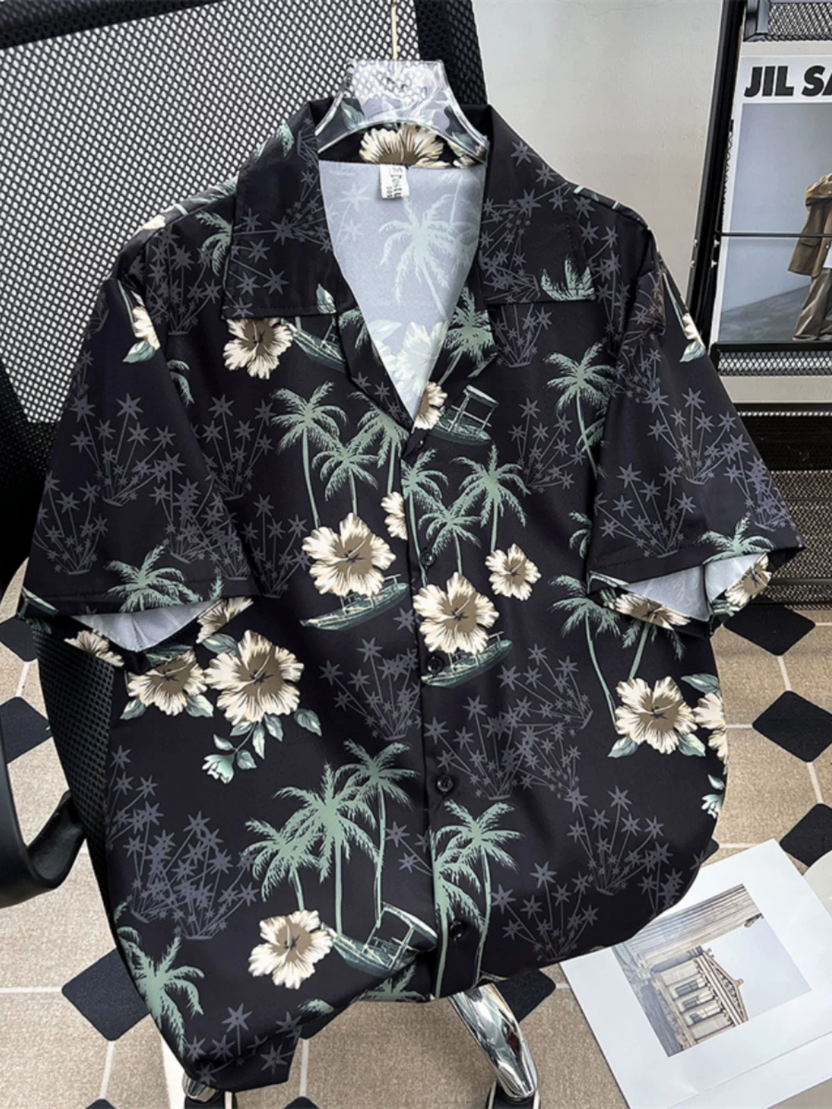 Áo sơ mi hoa bãi biển chất liệu lụa băng dành cho nam, tay ngắn, kiểu cổ Cuba phong cách Mỹ thời thượng, cao cấp mùa hè, kiểu dáng thời trang và rộng rãi.