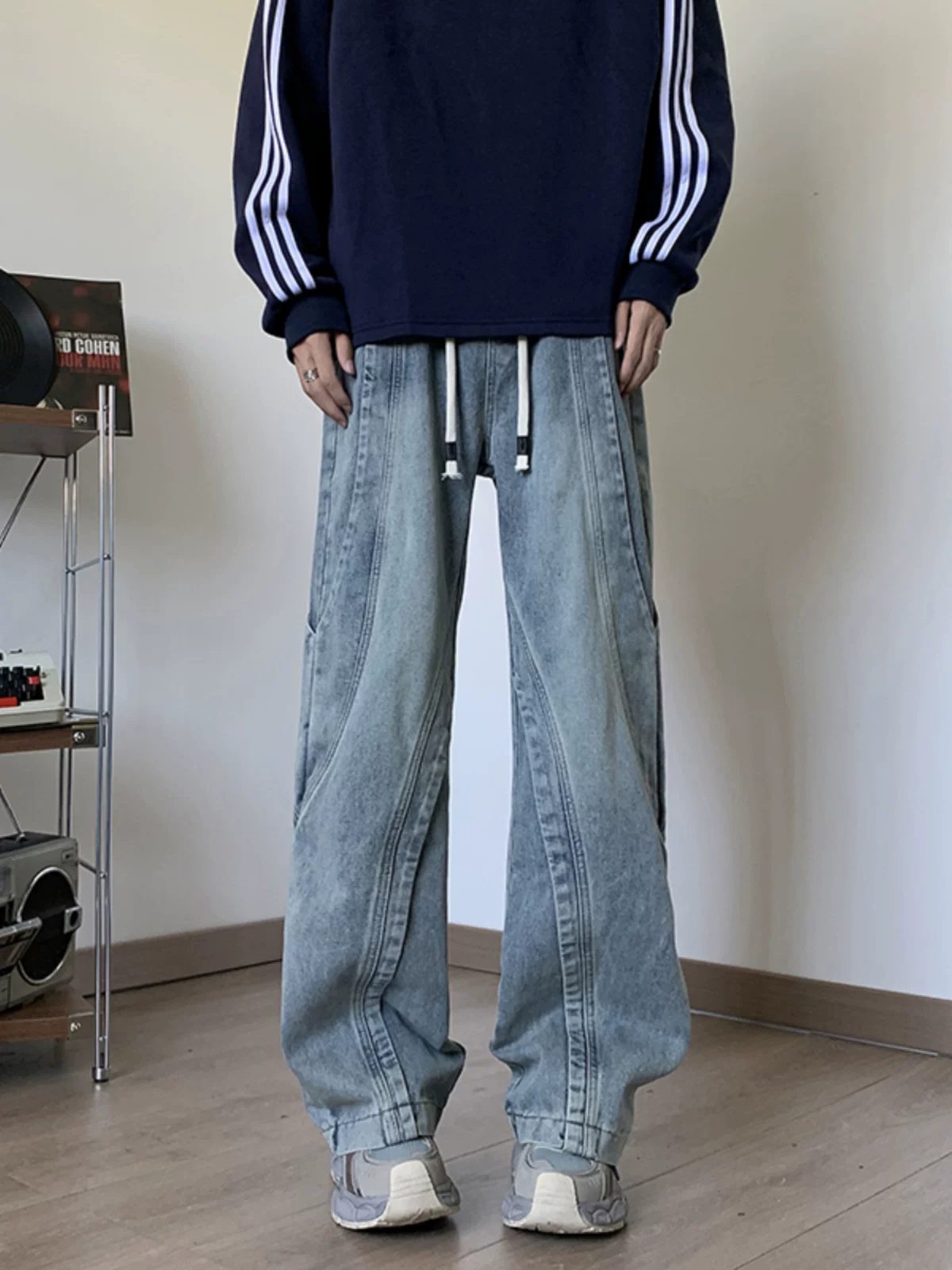 Quần jean nam kiểu Mỹ, chất liệu dày dặn, thiết kế phá cách, mùa xuân thu, quần vá phối màu, kiểu dáng thời thượng, quần ống rộng dáng suông.