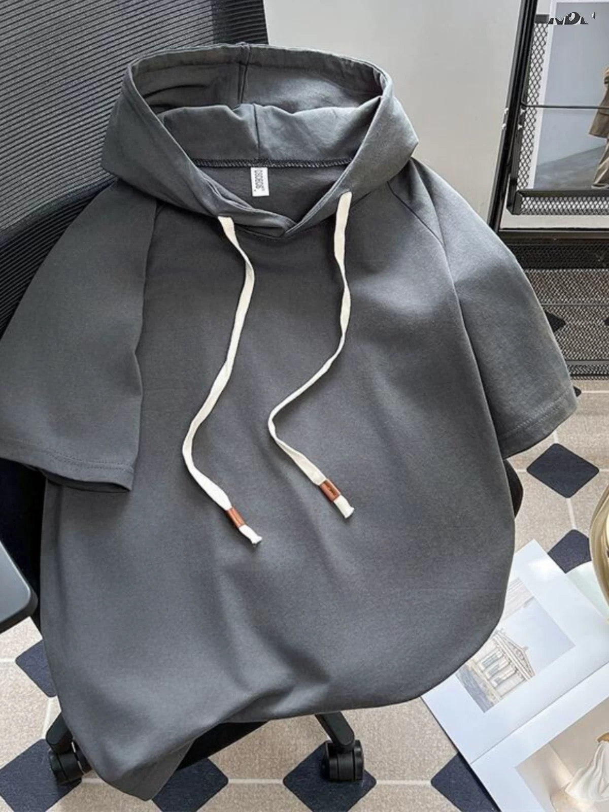 Áo thun nam cotton nguyên chất tay lửng, dáng rộng, có mũ, chất liệu dày dặn kiểu Mỹ, áo thun ngắn tay thời trang mùa hè, áo thun đôi đa năng.