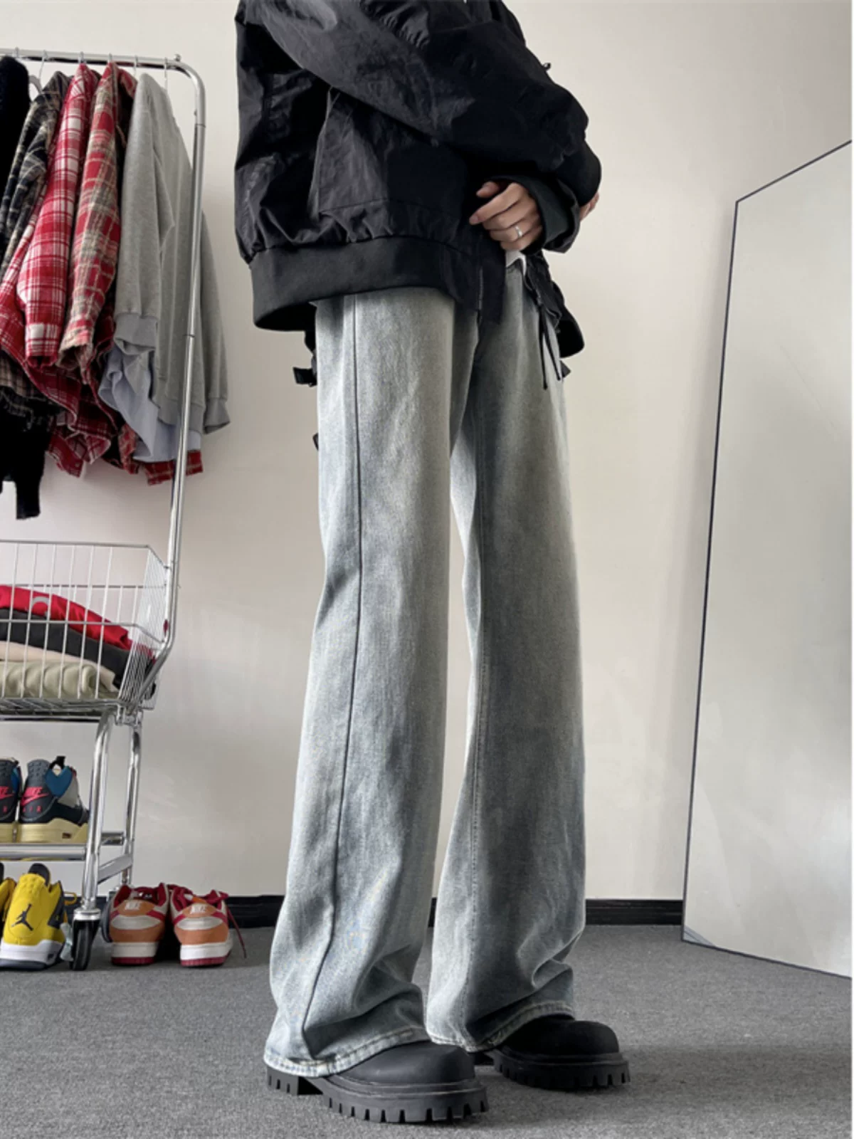 Quần jeans nam Xuân 2024 phong cách đường phố Mỹ, dáng thẳng, thời thượng, thương hiệu nổi tiếng, ống loe rộng, dài chạm đất