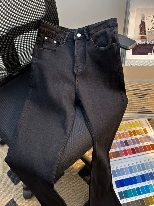 Quần jeans màu xám khói đã qua xử lý giặt mềm dành cho nam, phong cách Mỹ, thương hiệu thời thượng, quần ống rộng dáng thẳng, quần ống loe rộng thoải mái, cá tính.