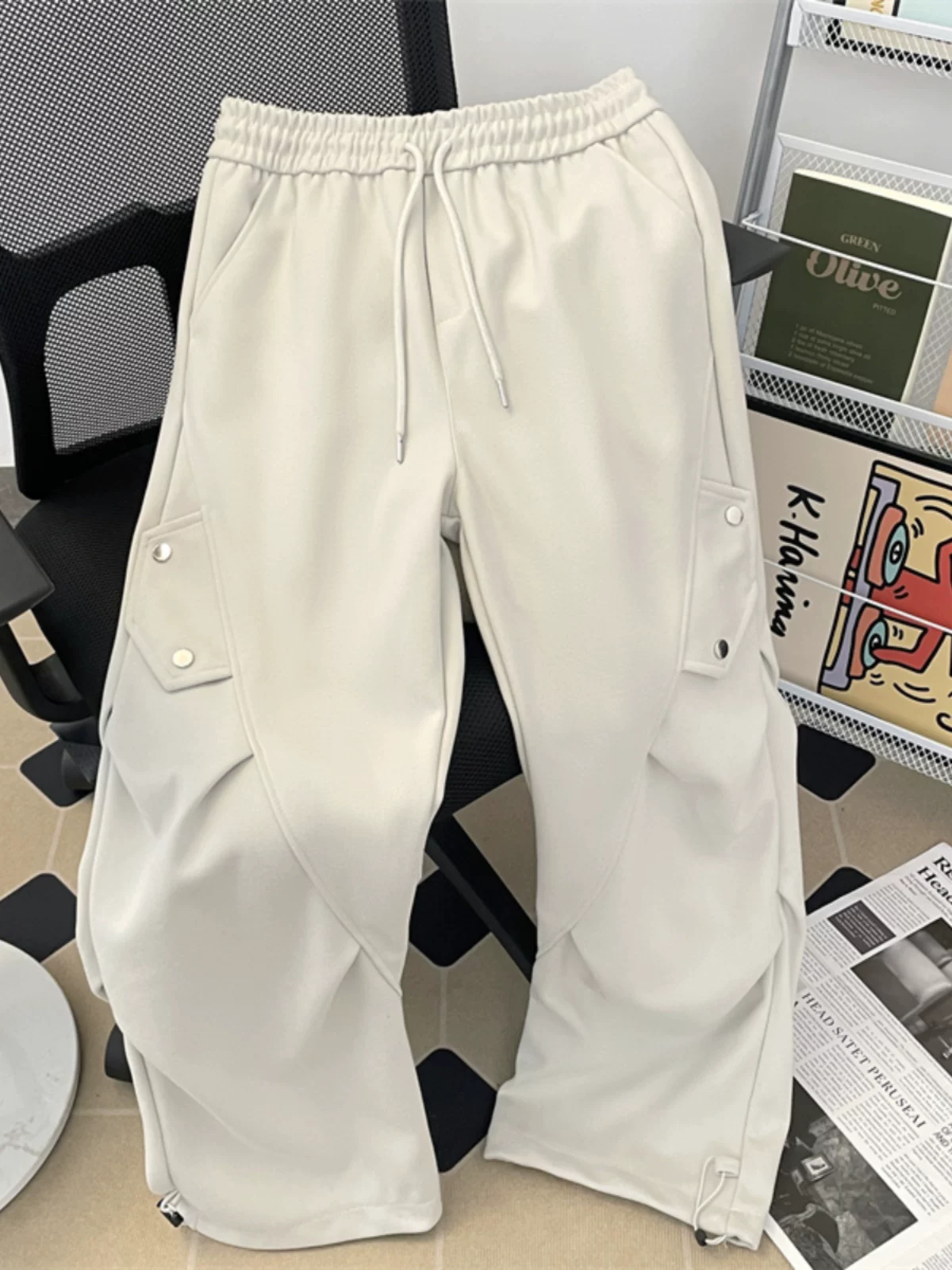 Quần cargo lính dù xếp ly kiểu Mỹ dành cho nam, quần ống rộng phong cách thời thượng mùa xuân thu, quần dài thiết kế rộng rãi thoải mái.