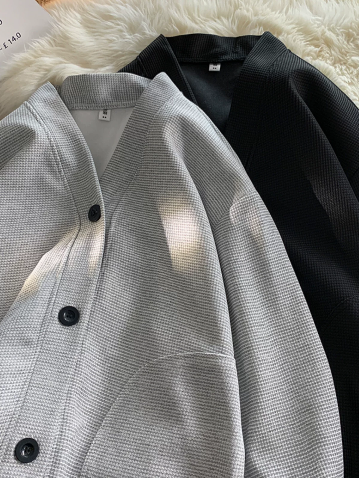 Áo khoác cardigan dệt kim waffle dành cho nam, áo khoác đa năng phong cách thời trang xuân thu, áo khoác học sinh chất liệu dày dặn, kiểu dáng rộng rãi, mát mẻ.