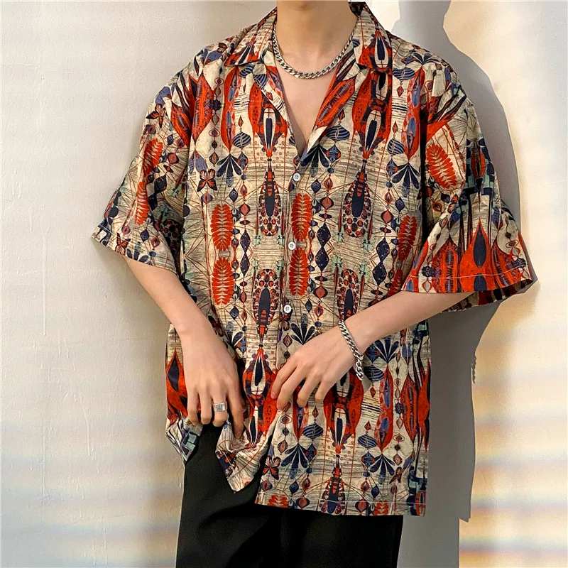 Áo sơ mi họa tiết hoa phong cách dân tộc dành cho nam, tay ngắn, thương hiệu thời thượng với kiểu dáng rủ đẹp, áo kiểu sành điệu cho mùa xuân hè, áo sơ mi dáng rộng tay lửng.