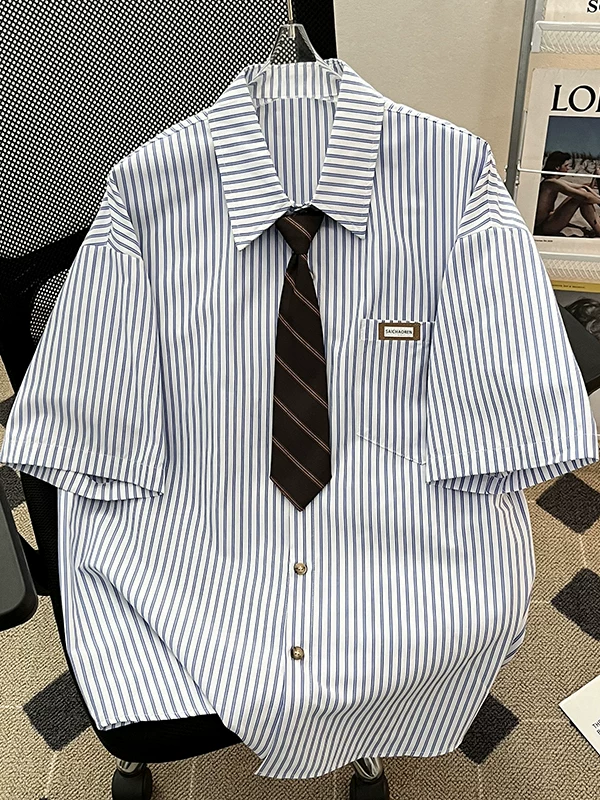 Áo sơ mi ngắn tay sọc cho nam, áo sơ mi đơn giản phong cách đại học rộng rãi mùa hè, áo nửa tay phong cách Mỹ mát mẻ cho cặp đôi