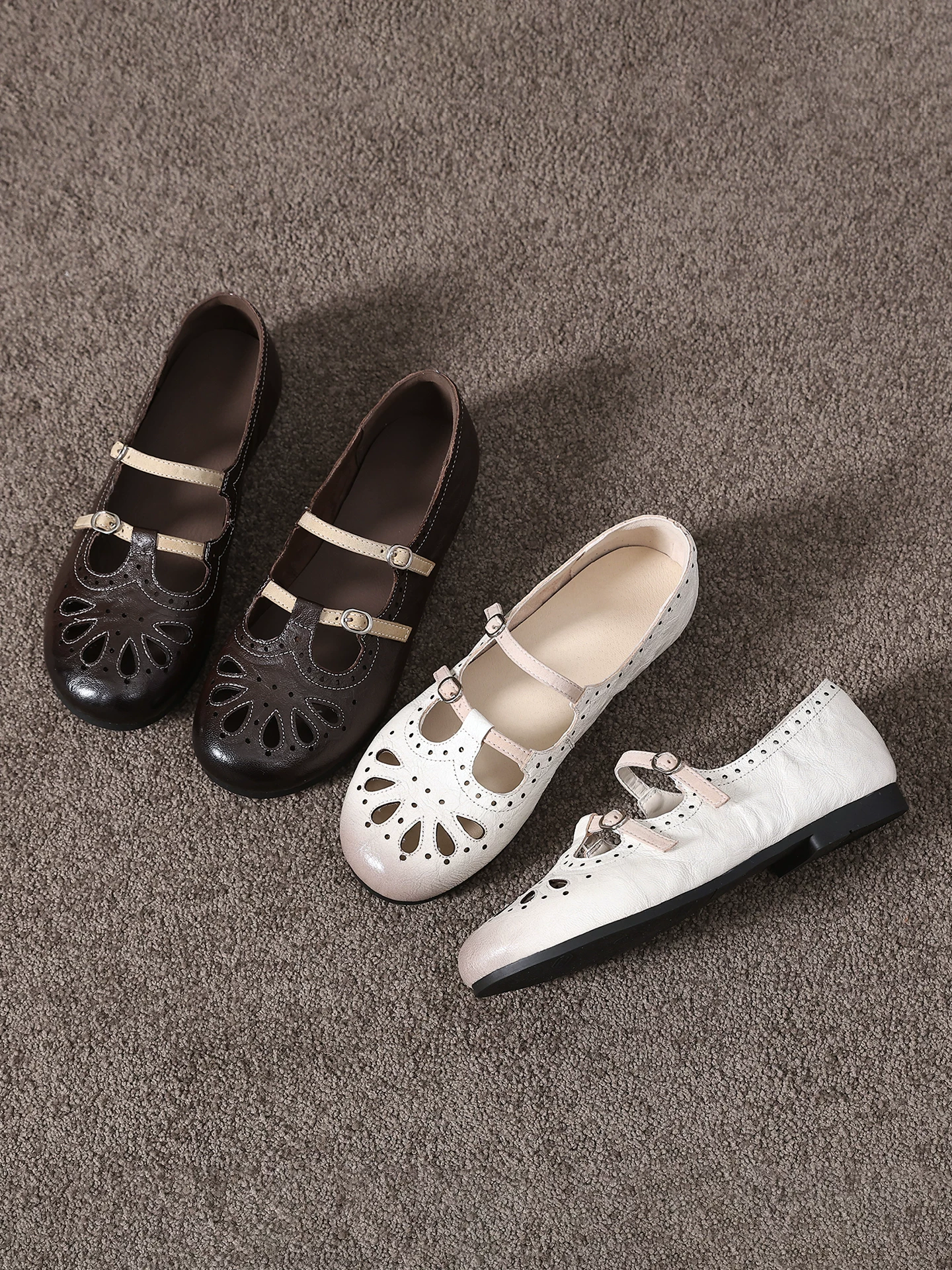 Giày sandal Mary Jane kiểu Pháp chạm khắc rỗng dành cho nữ, mẫu mới xuân hè 2026, giày đơn đế mềm da thật.