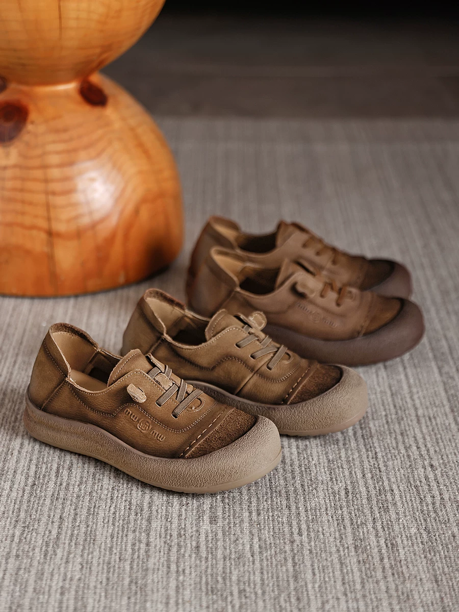 Giày thể thao da nâu retro nữ, giày lười đế mềm, kiểu mới thu 2025, giày lười da thật nữ.