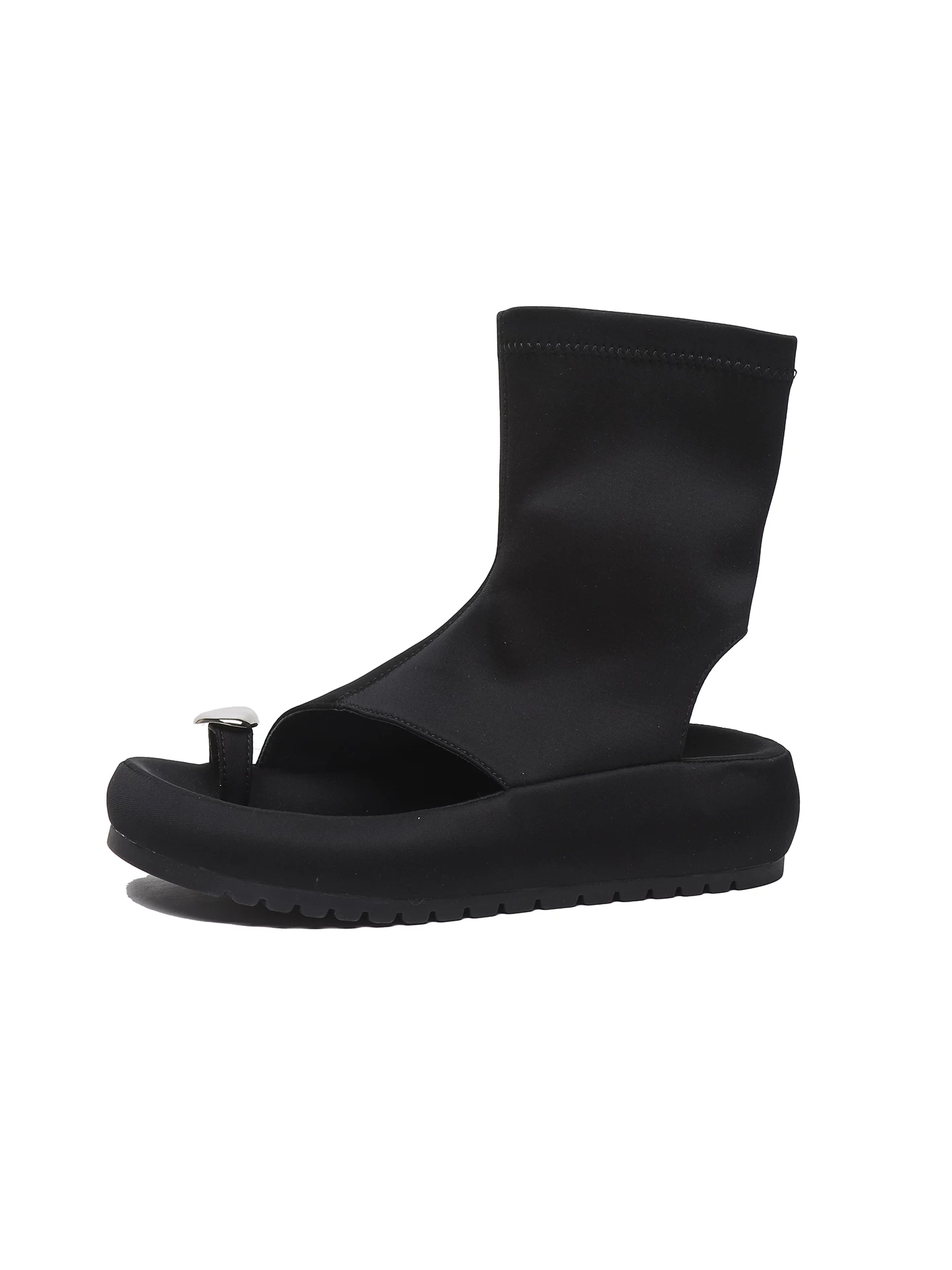 Giày sandal nữ đế dày, kiểu dáng xu hướng hè 2026, thiết kế hở eo, thoáng khí, chất liệu thun, kiểu dáng ngắn, dễ phối với váy.