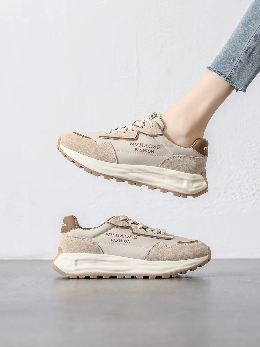 Giày thể thao nữ da thật, giày Forrest Gump đế dày phong cách retro, giày nữ mới mùa xuân 2026, giày chạy bộ nhẹ đế mềm, giày thường ngày.