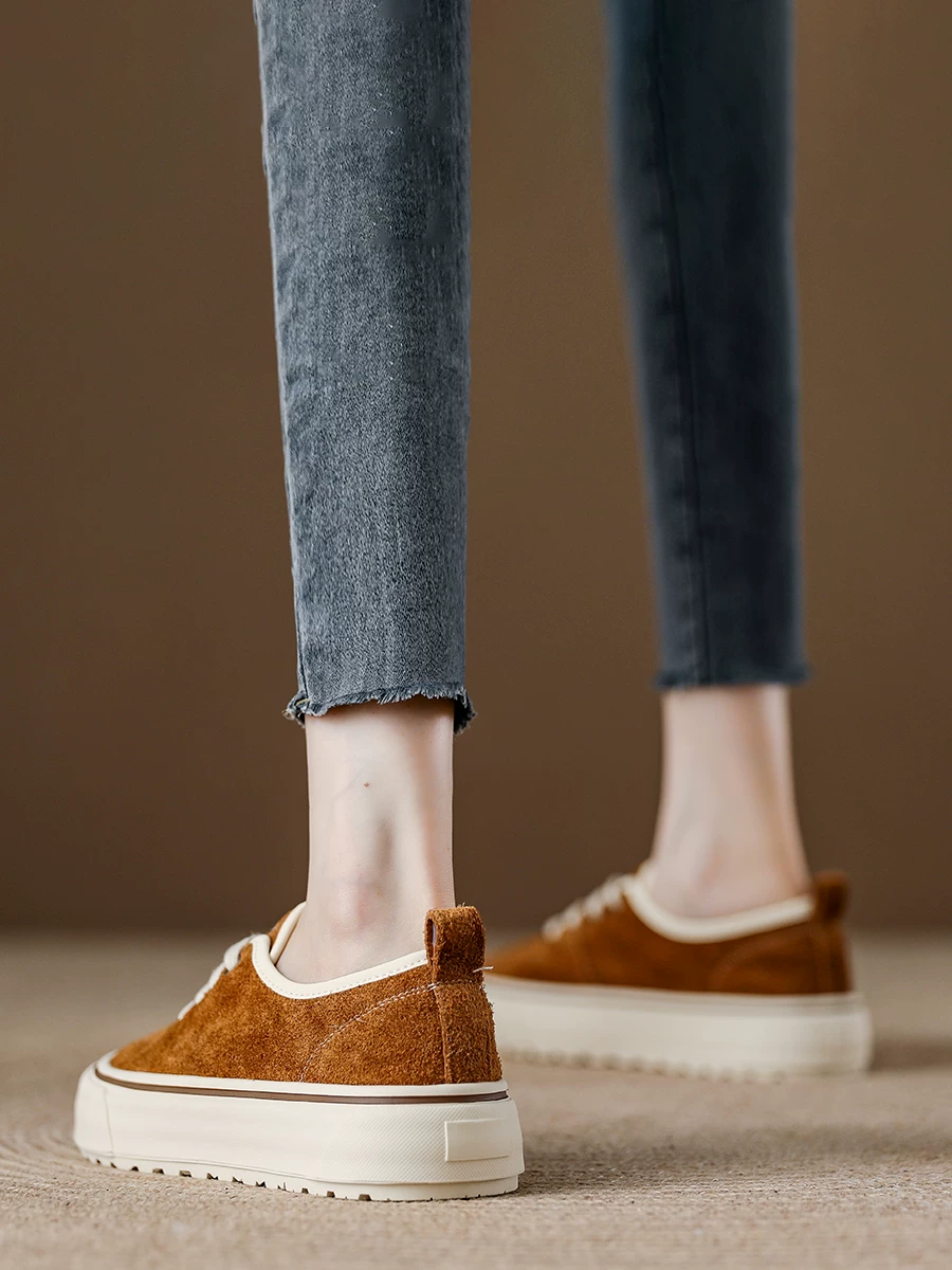 Giày thể thao nữ da lộn retro, đế dày đa năng, giày thể thao thường ngày, giày vải da mới mùa thu 2025