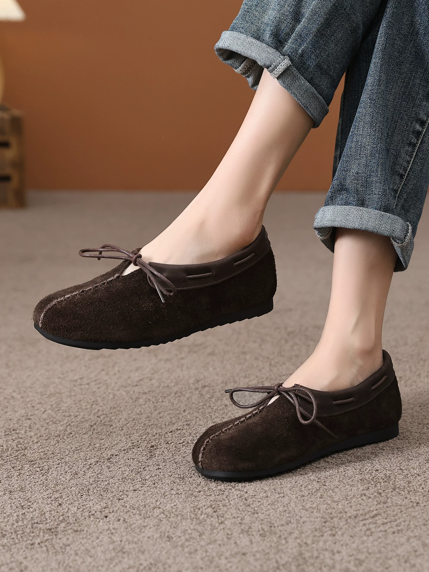 Giày đơn nữ da bò mờ kiểu retro, kiểu mới mùa xuân 2026, giày bà ngoại đế mềm, giày lười xỏ ngón.