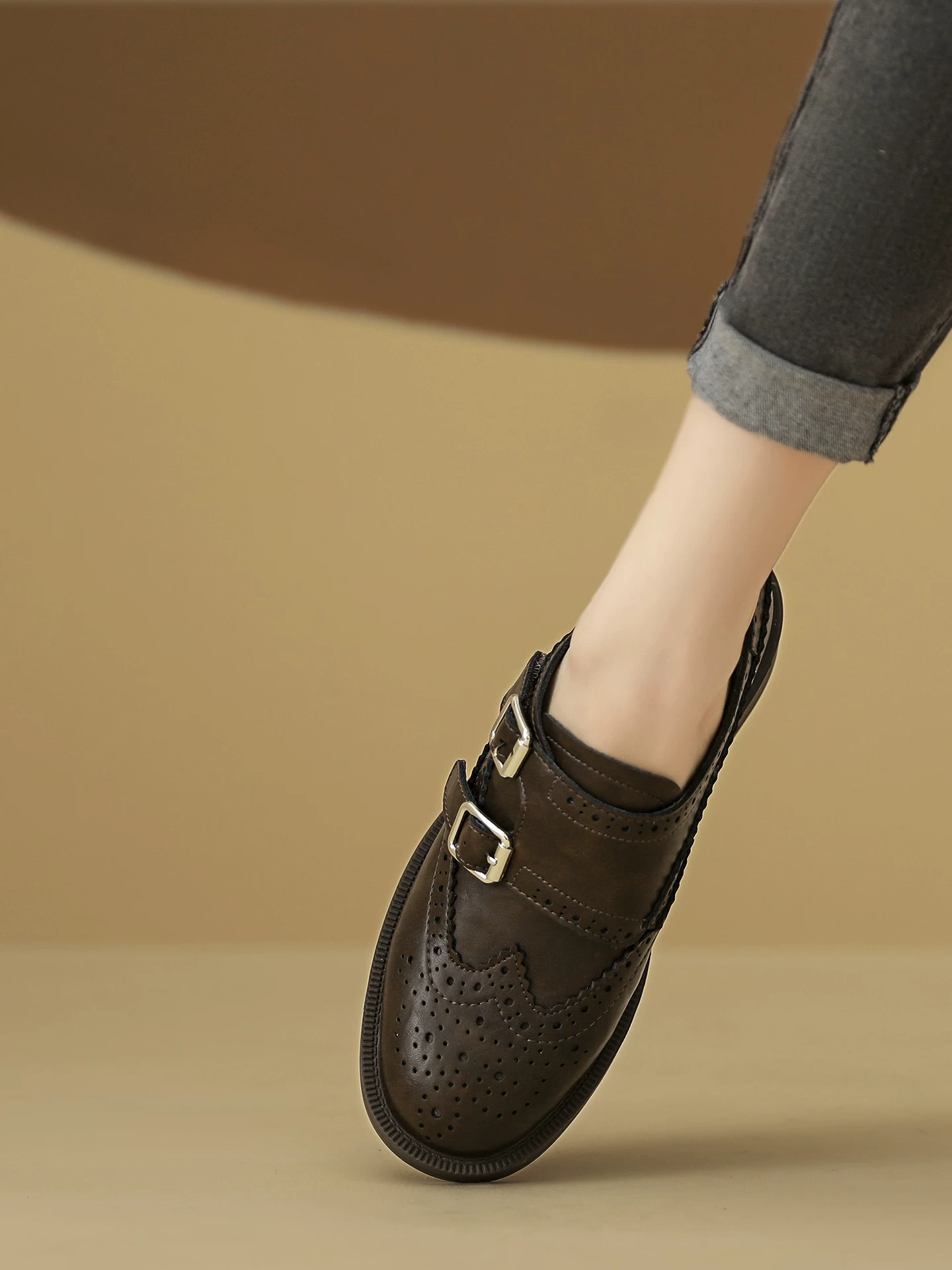 Giày da brogue nữ da thật kiểu mới xuân 2026 phong cách Anh quốc cổ điển giày Oxford đế dày giày lười