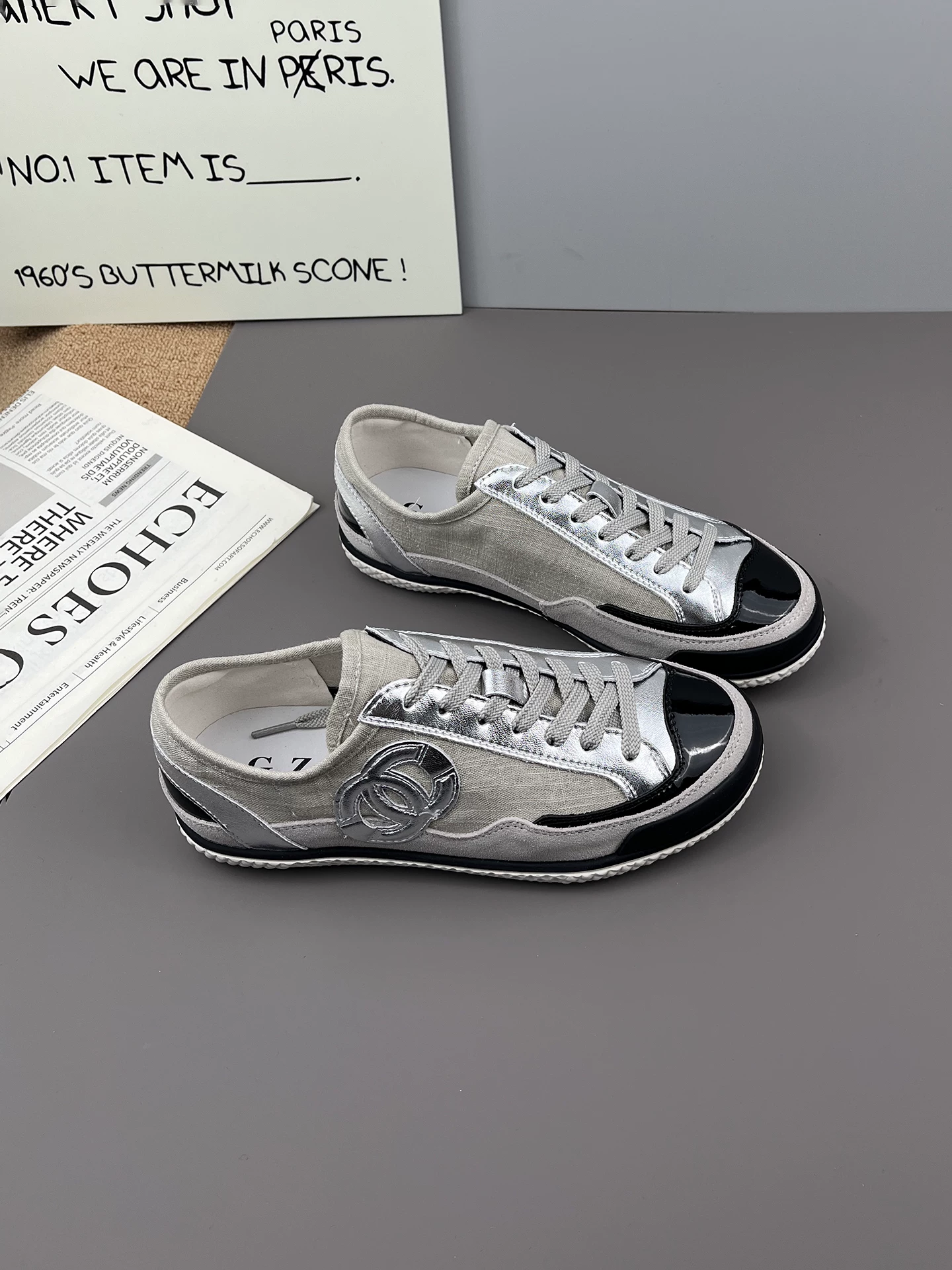 Giày vải lanh kiểu Chanel dành cho nữ, giày thể thao đế bằng, giày tập luyện màu trắng đế mềm thoáng khí mùa hè 2026 của Đức.