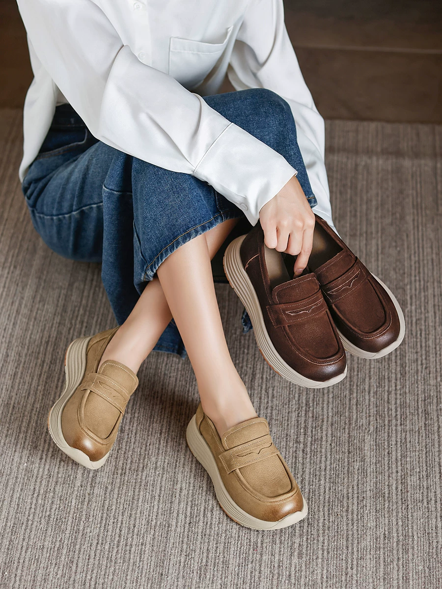 Giày lười da thật kiểu dáng cổ điển dành cho nữ, đế dày, kiểu xỏ chân tiện lợi, giày đơn giản phong cách retro mùa thu 2025 dành cho nữ.