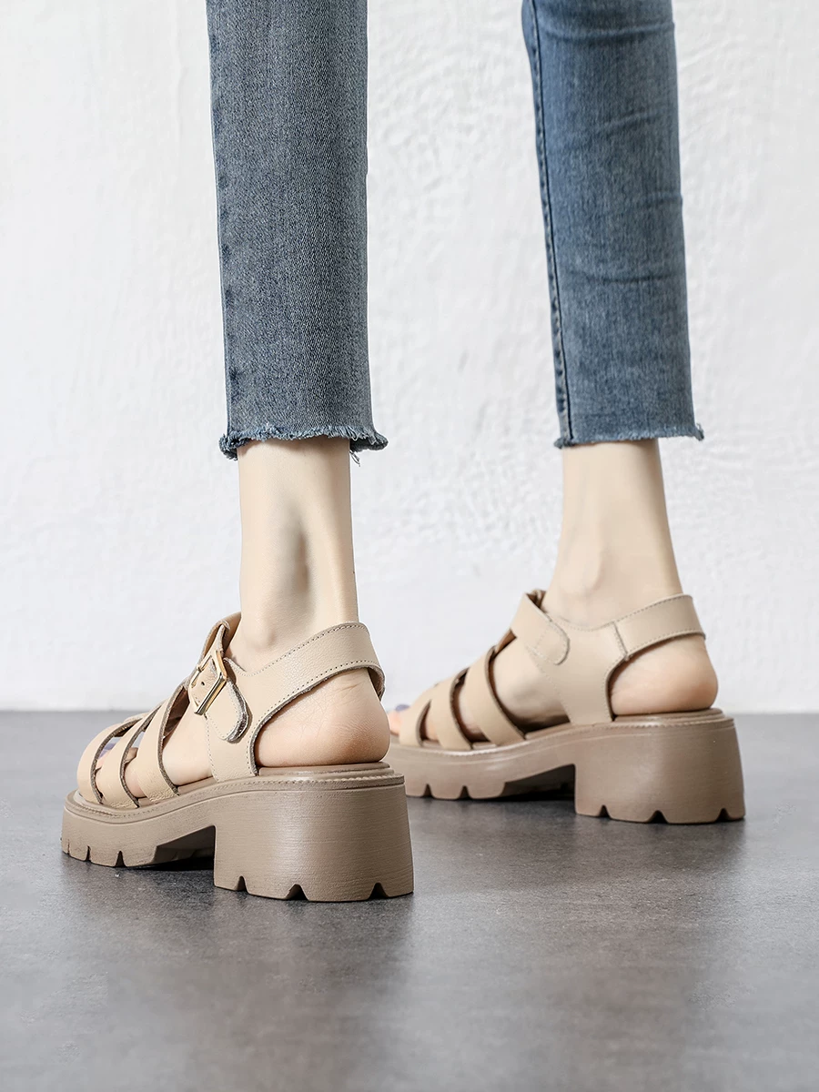 Giày sandal đế dày tăng chiều cao cho nữ, mẫu mới hè 2026 kiểu Pháp, giày cao gót hở mũi da thật, thiết kế rỗng, kiểu La Mã.