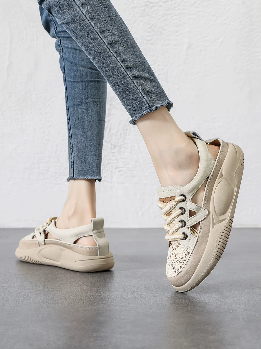 Giày sandal nữ đế dày, kiểu dáng thoáng khí màu trắng, giày thể thao da thật đục lỗ phong cách mới hè 2026.